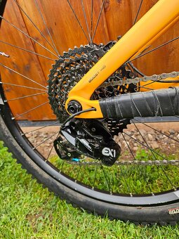 Trek Remedy 9.8 KARBON vel. L - 3