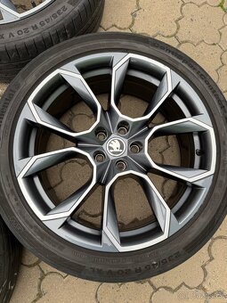 Alu kola EXTREME Škoda 5X112 R20 - 3