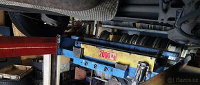Prodám Čtyřsloupový Elektrohydraulický zvedák Stertil Koni - 3