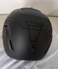 Lyzarska helma Giro - NOVA - 3