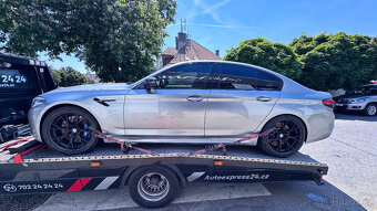 Vůz na náhradní díly BMW M5 F90 sedan 2019 S63M GA8HP-75Z C2 - 3