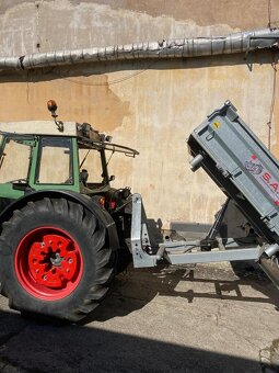 Lžíce za traktor - třístranně sklopná - 3