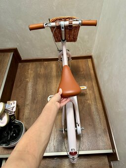 Růžové kolo Banwood bike s přídavnými kolečky - 3