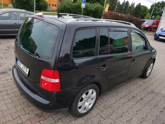Prodám VW Touran R-Line 2,0 Tdi, 103kw ,rok výroby 2007 - 3