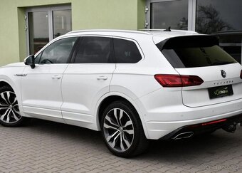Volkswagen Touareg 3.0TDi R-LINE PANO TAŽNÉ AIR - 3