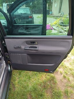Ford galaxy - 3
