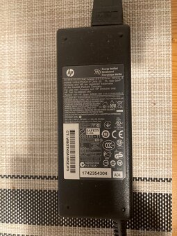 P: 13" Sony Vaio SVE14AG15M - 3