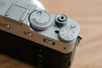 FUJIFILM X100V stříbrný + příslušenství - 3