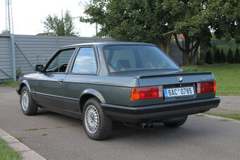 1987 BMW 325e Coupé, automat. Velmi pěkný orig. stav. - 3