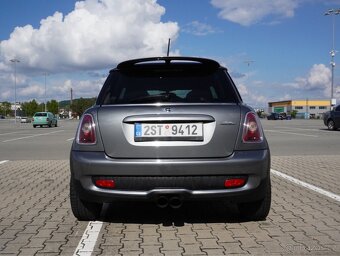 MINI John Cooper Works R56 – 155 kW, čistý, po servisu - 3