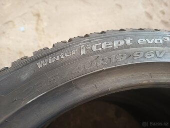 Zimní pneu 235/40 r19 - 3