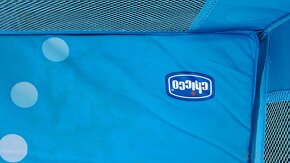 cestovní postýlka Chicco (zároveň ohrádka) - 3