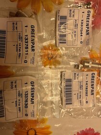 různé koaxiální konektory - 3