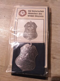 Americke odznaky - 3