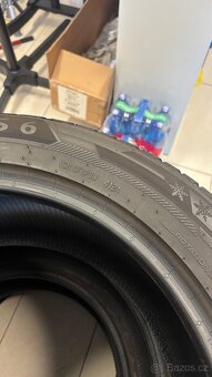 Barum Polaris 6 235/55 R19 - 3