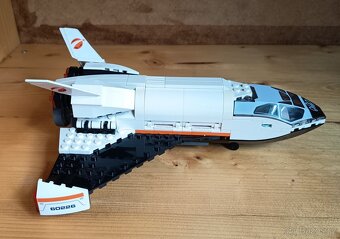Lego raketa zkoumající Mars - 3