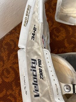 Hokejová výstroj - 3