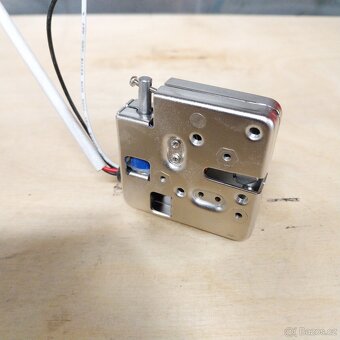 Elektromagnetický zámek na dvířka - 20ks - 3