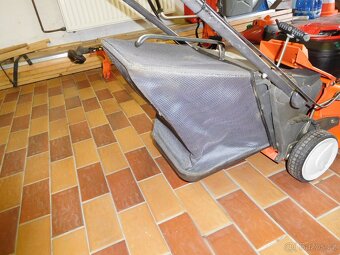 Husqvarna R 146s - 3