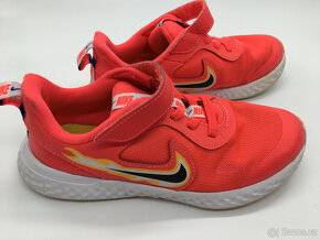 Dětské tenisky NIKE Revolution 5 Fire, vel. 32 - 3