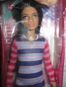 nová Barbie Mattel Bruneta - 3