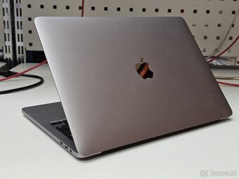 Apple MacBook Pro 13" Touch Bar (2020) Space Gray - 3