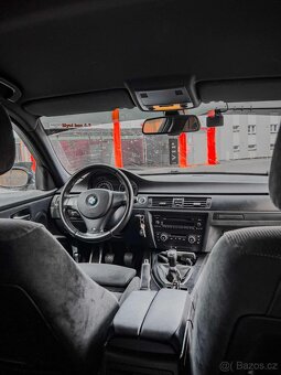 BMW E90 335i M-paket, R19, manuál, úpravy – 280 kW - 3