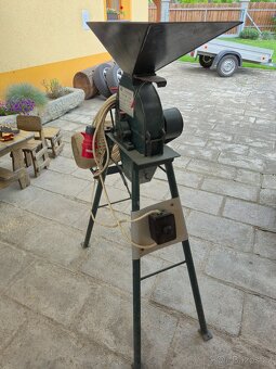 Šrotovník, šroťák na obilí ŠK 150 - 3
