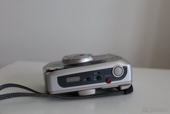 FUJIFILM Zoom 76s - 3