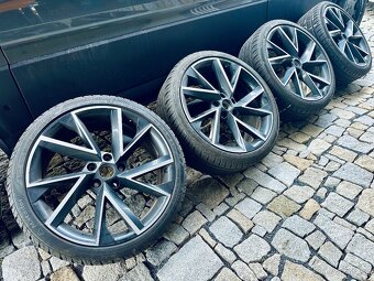 Originál kola VEGA 8,0J x 19“ ET45 s pneu 235/35 R19 Superb - 3
