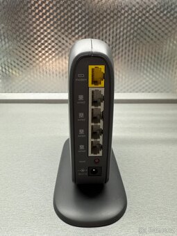 WiFi router Belkin F7D1301 v1 - 3