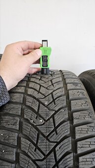 Zimní pneumatiky 245/45/18, Dunlop, DOT0222 - 3