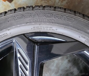 Kompletní alu kola 7.5JX19H2 se zimními pneu 235/50 R19 - 3