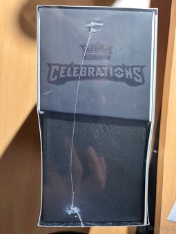 Pokémon Celebrations ETB - 3