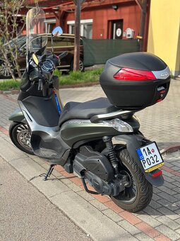 Piaggio Beverly S 300 - 3