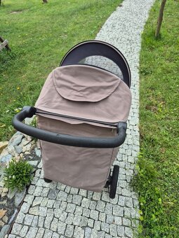 Kočárek britax - 3