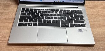 HP EliteBook 840 G8 Touch – i5 vPro / 16GB RAM / 512GB SSD - 3