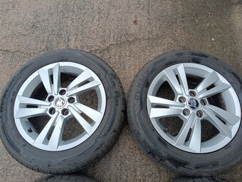 Fabia / Rapid - alu 6x15 et38 + letní 185/60/15 - 3