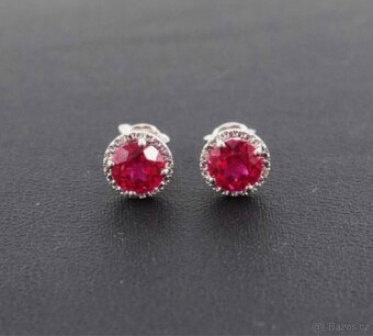 stříbrné náušnice s diamanty a rubínem - 3