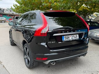 Volvo XC60 D5 AWD R-Design - 3