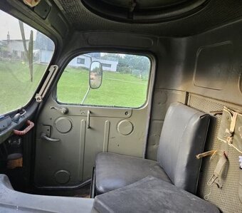 Prodám Pragu V3S – skříň, veterán - 3