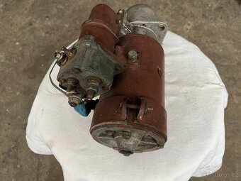 Moskvič 412 starter - 3