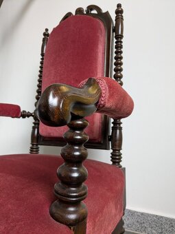 Křeslo zdobené - 3