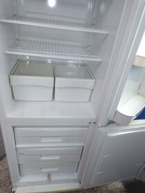 Lednice kombinovaná s mrazákem - 3