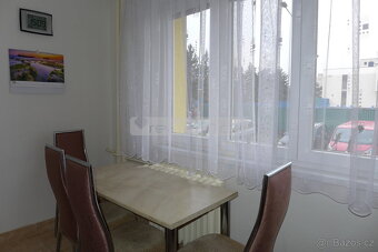 Prodej prostorného bytu 3+1 se šatnou v žádané lokalitě v Pl - 3