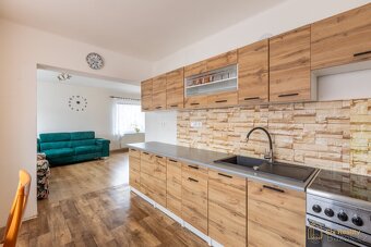 Prodej bytu 3+kk, 109 m² v obci Oráčov se zahradou 400 m² - 3