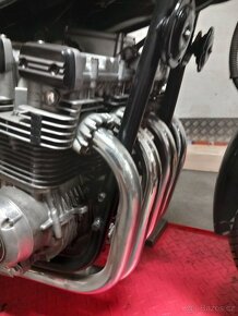 Suzuki GSX 750E - 3