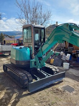 Predám bager kobelco SK45 - 3