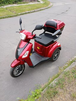 Elektrická tříkolka Selvo 31000 – nové baterie - 3