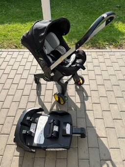 Autosedačka Doona+ Isofix báze - 3